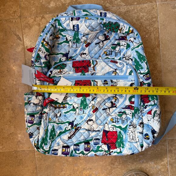 Vera Bradley Snoopy Backpack 🎄 Peanuts Holiday Quilted Bag New With Tags - Picture 9 of 9